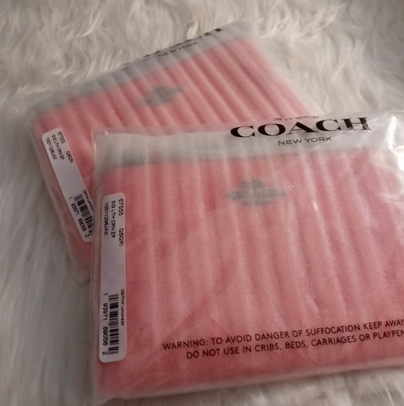 🐎Coach Wristlet🐎 - Picture 4 of 7